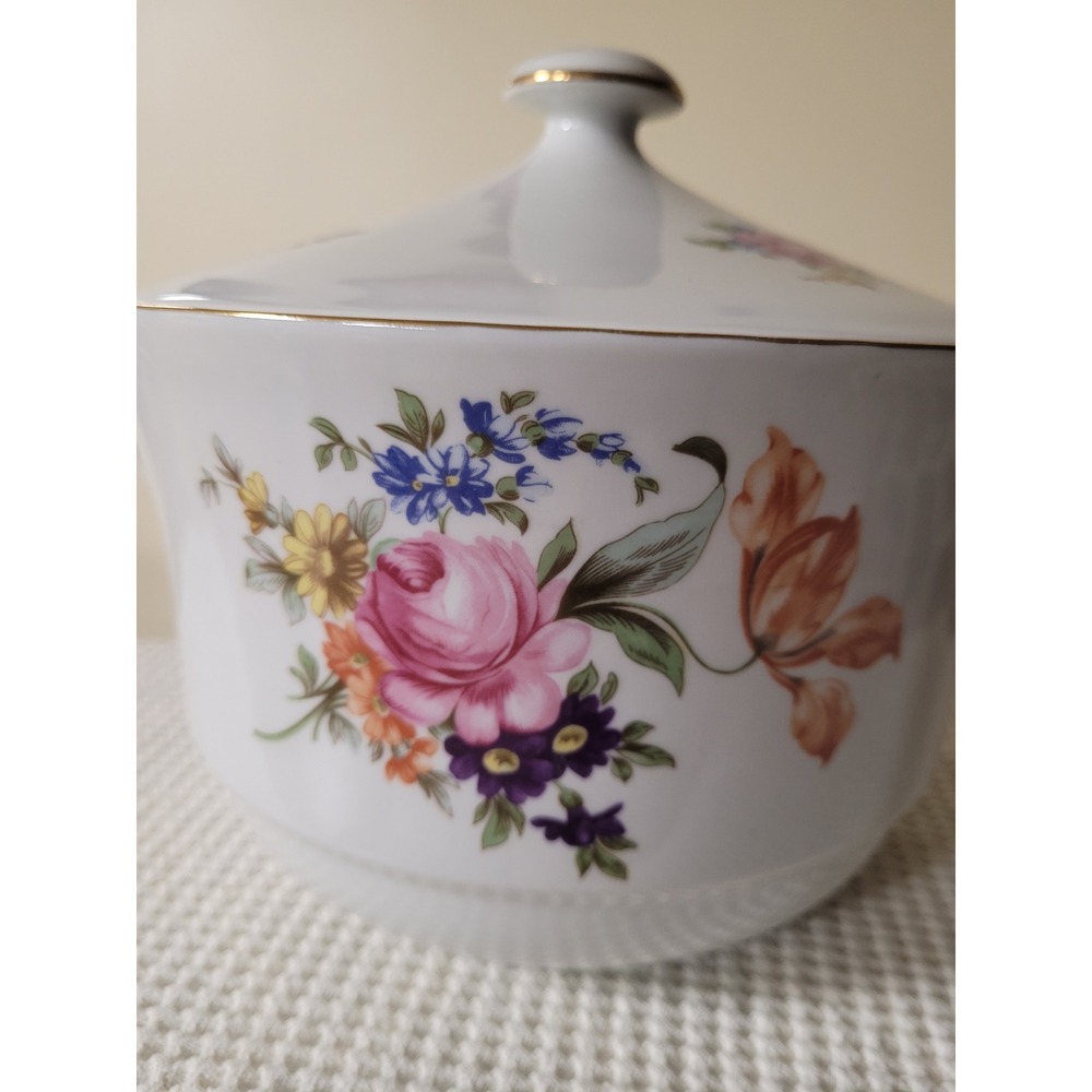 Vintage Henneberg Porzellan 1777 Soup Tureen Floral East Germany Gold Trim GDR
